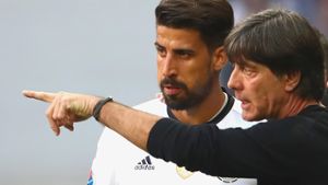 Khedira, Löw: Wertvolle Tipps vom Juve-Profi für den Bundestrainer? Foto: Getty Images
