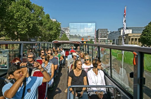 Beliebt bei Touristen aus nah und fern: Rundfahrt  im offenen Bus. Foto: factum/Weise
