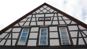 Bei der Sanierung von 1986 bis 1988 wurde historisches Fachwerk-Holz aus Gebäuden in ganz Baden-Württemberg verbaut. Foto: Bernd Zeyer