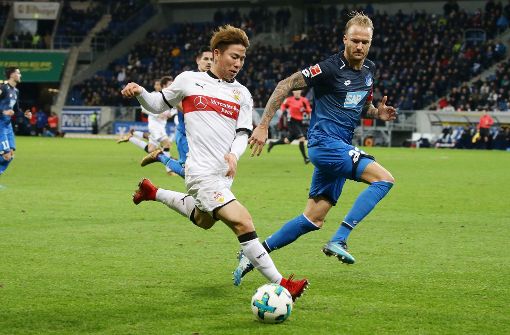 Takuma Asano sollte für den VfB Stuttgart gegen die TSG 1899 Hoffenheim ein Tor schießen – doch das hat nicht geklappt. Foto: Pressefoto Baumann