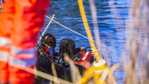 Die alarmierten Rettungskräfte suchten mit Booten und Tauchern den See ab, konnten den Mann aber nur noch tot bergen (Symbolfoto). Foto: 7aktuell.de/Adomat