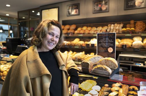 Freut sich über die Brotvielfalt: Cornelia Veit, geschäftsführende Gesellschafterin des Bäckerhauses Veit in Bempflingen Foto: Horst Rudel