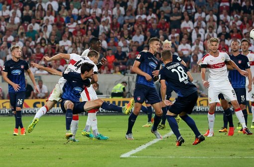 Das Spiel zwischen den VfB Stuttgart und Heidenheim  war der Auslöser einer Schlägerei zwischen drei Fan-Gruppen in Aalen am Bahnhof. Foto: Pressefoto Baumann