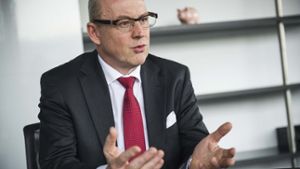 „Ich biete der Politik gerne an, dass wir uns an der Lehrerbildung beteiligen“, sagt Michael Völter, neuer Börsenchef in Stuttgart Foto: Lichtgut/Max Kovalenko
