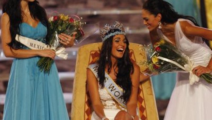Kaiane Aldorino ist Miss World