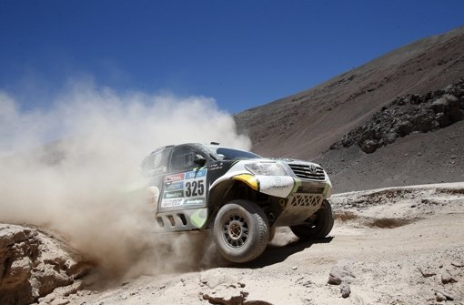 Das Duo Al-Rajhi/Gottschalk hat auf der fünften Etappe der Rallye Dakar den Tagessieg nur knapp verpasst. Foto: EFE