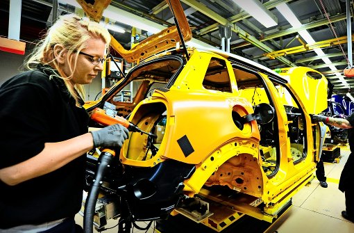 Die Produktion des BMW Mini in Oxford:  Ein Wertverlust der britischen Währung verbilligt für BMW die Fertigung der Autos in  Großbritannien. Foto: BMW