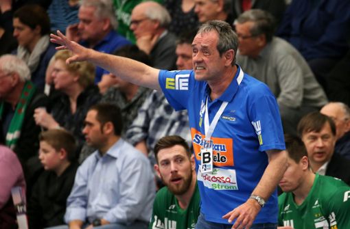 Frisch Auf-Trainer Rolf Brack peilt mit Göppingen die Titelverteidigung an. Foto: Pressefoto Baumann