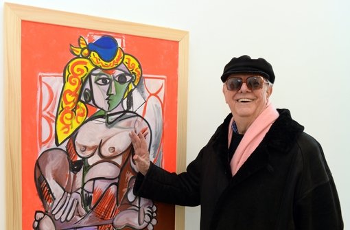 Täuschend echt: Dario Fo mit seinem Bild Falso Picasso Donna nuda con copricapo turco aus dem Jahr 2012. Foto: dpa