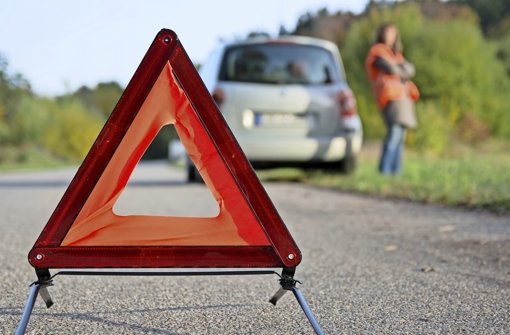 Vorsicht Falle!: Trickdiebe täuschen Autopanne vor - Stuttgart