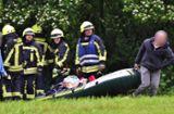 Feuerwehr und DLRG in Urbach  im Einsatz: Personen samt Schlauchboot aus der reißenden Rems gerettet...