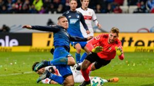 Hoffenheims Pavel Kaderabek in Aktion mit VfB-Keeper Zieler. Die Noten der Spieler finden Sie in unserer Bilderstrecke. Foto: Bongarts