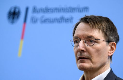 Bundesgesundheitsminister Karl Lauterbach (SPD) hat Eckpunkte eines Arzneimittelgesetzes vorgelegt. Foto: dpa/Bernd von Jutrczenka