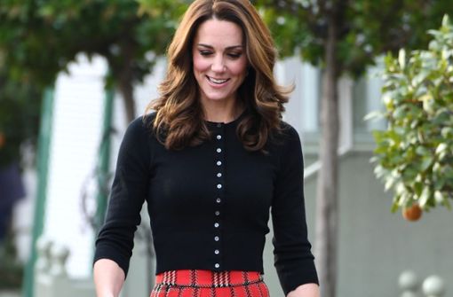 Herzogin Kate zieht im Schottenrock alle Blicke auf sich. Foto: Glomex