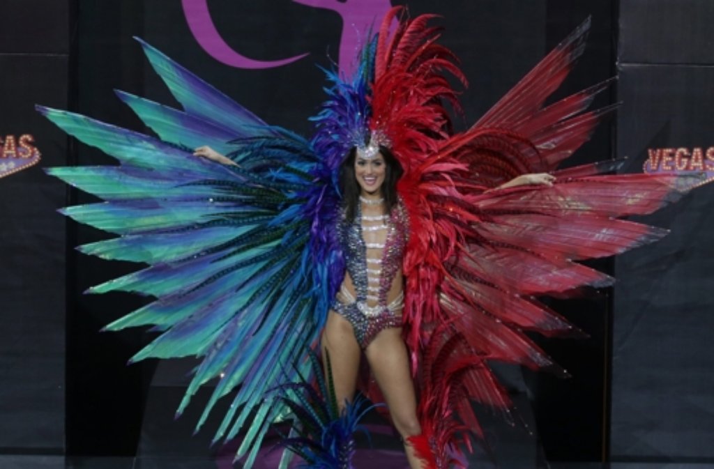 Die Wahl zur Miss Universe 2013 in Moskau rückt näher. Bevor am 9. November die Schönste der Schönen gekürt wird, präsentierten sich am Samstag die Teilnehmerinnnen in heißen Outfits und opulenten Kostümen, wie hier Catherine Miller, Miss Trinidad & Tobago. Klicken Sie sich durch die Bilder der Kostüm-Show!