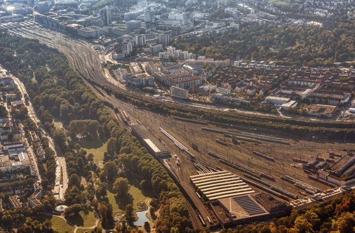 Kaufvertrag für Gleisgelände in Stuttgart: S 21: Stadt erlässt der Bahn Zinsen und geht ins Risiko