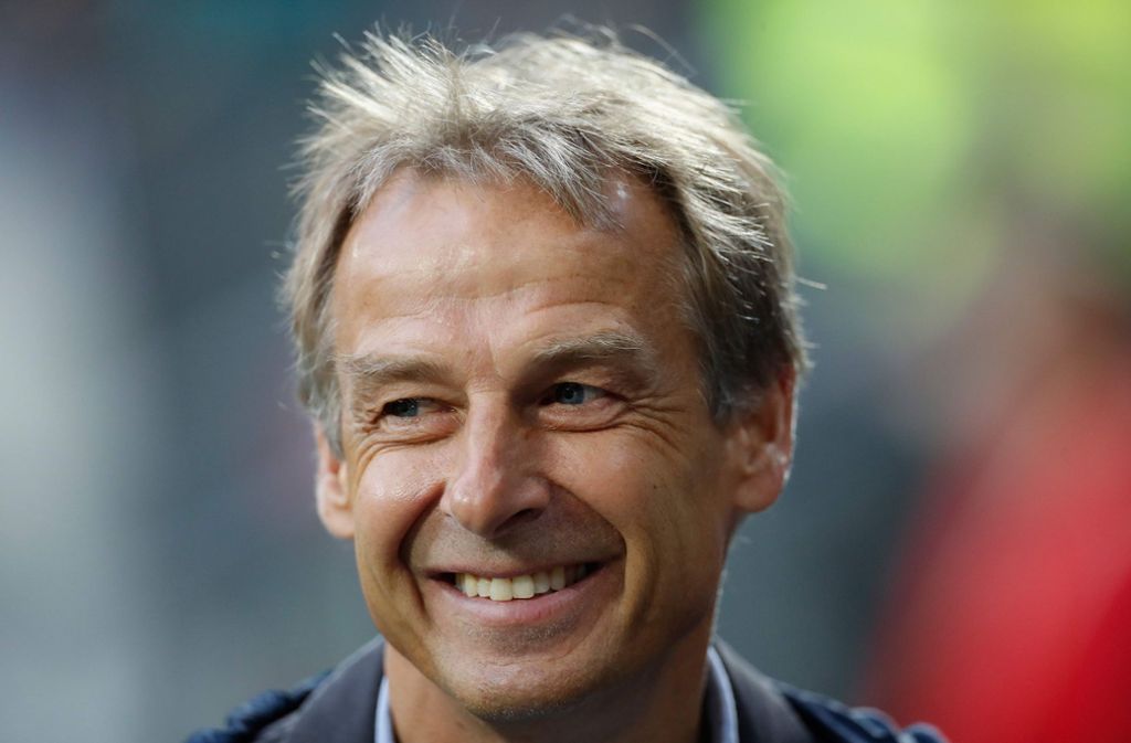 Der ehemalige US-Nationalcoach Klinsmann wohnt seit vielen Jahren mit seiner Familie in den USA.