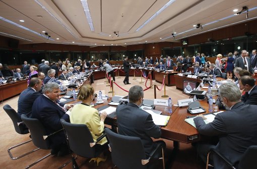 Treffen der Handelsminister in Brüssel: Die EU-Kommission will die Verhandlungen über das umstrittene Handelsabkommen mit den USA (TTIP) nicht um jeden Preis in diesem Jahr abschließen. Foto: dpa
