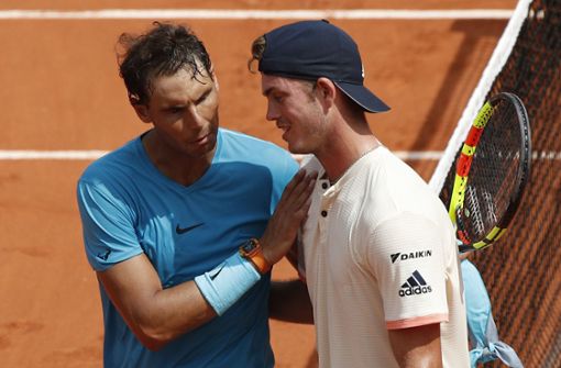 In Paris hat sich Maximilian Marterer (rechts) dem Superstar Rafael Nadal geschlagen geben müssen. Foto: AP