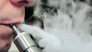 Behörde prüft Verbot von E-Zigaretten