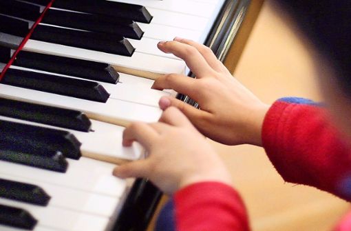 Die Leistungen der Musikschule bleiben von der Umsatzsteuer befreit. Foto: dpa