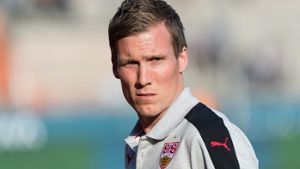 Für VfB Trainer Hannes Wolf beginnt nach dem 1:1 gegen Bochum erst die eigentliche Arbeit. Foto: dpa