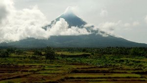 Leichen deutscher Bergsteiger am Vulkan Mayon geborgen