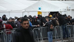 Flüchtlinge vor dem Berliner Lageso. Foto: Getty Images Europe