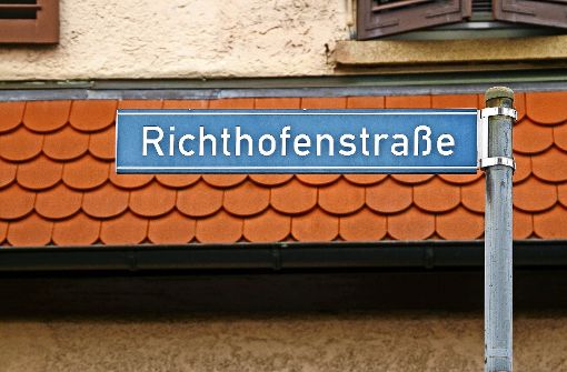 Die nach Manfred von Richthofen benannte Straße ist eine von vieren, deren geschichtlicher Bedeutung sich junge Leute aus Gerlingen annehmen. Foto: factum/Granville