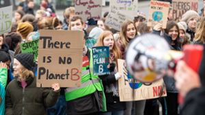 In Berlin und anderen Städten wollen Schüler erneut für einen lebenswerten Planeten demonstrieren. Foto: dpa