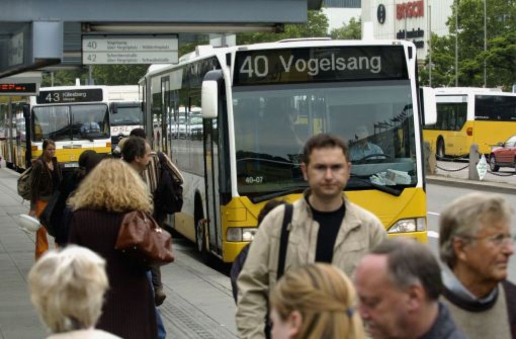 Mit der Mobilitätsgarantie des Landes sollen Störungen im Bus- und Bahnverkehr künftig kein Problem mehr darstellen.  Foto: dpa