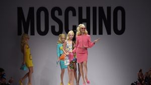 Moschinos Models sahen aus, als seien sie einem Mädchenzimmer entsprungen: Der Designer Jeremy Scott zeigte die Kollektion Think Pink auf der Mailänder Fashion Week. Foto: Getty Images Europe