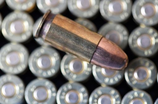 Munition mit dem Kaliber 9 mm – Die EU will zukünftig jährlich eine Million Schuss Munition produzieren. (Archivbild) Foto: dpa/Federico Gambarini