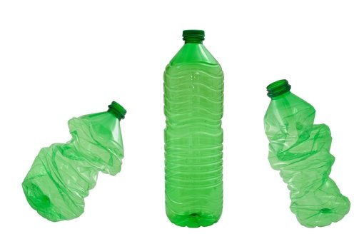 Die Einwegflasche gilt bislang vor allem als Müllproduzent Foto:  