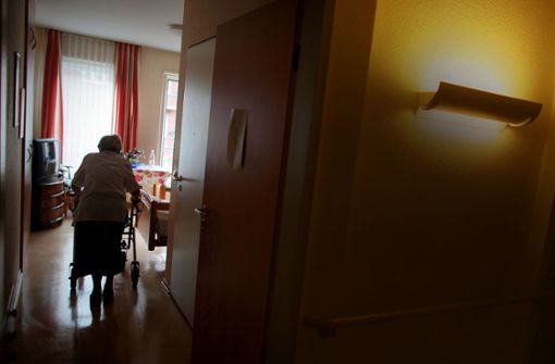 Neue Bewohner werden derzeit nicht in den Stuttgarter Altenheimen aufgenommen. Foto: dpa/Oliver Berg
