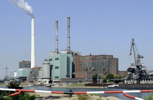 Das Grosskraftwerk Mannheim (GKM) in Mannheim-Neckarau soll bei Engpässen zum Energielieferant für ganz Süddeutschland werden.  Foto: dapd