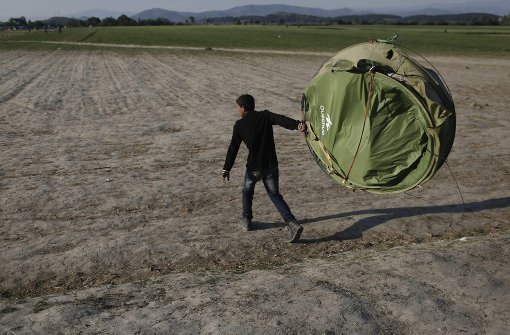 Nichts wie weg wollen die meisten Flüchtlinge aus den griechischen Lagern. Foto: dpa