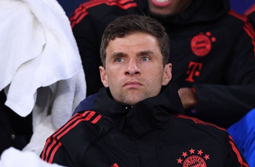 Thomas Müller saß zuletzt immer wieder auf der Bank – wie beim Champions-League-Viertelfinale gegen Manchester City. Foto: IMAGO/Revierfoto/IMAGO/Revierfoto