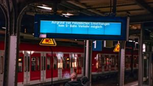 Ein Mann ist auf die Gleise in Bad Cannstatt gefallen. Foto: 7aktuell.de/ Gruber