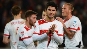VfB Stuttgarts Kapitän Tasci im DFB-Pokalfinale mit Spezialschuh 