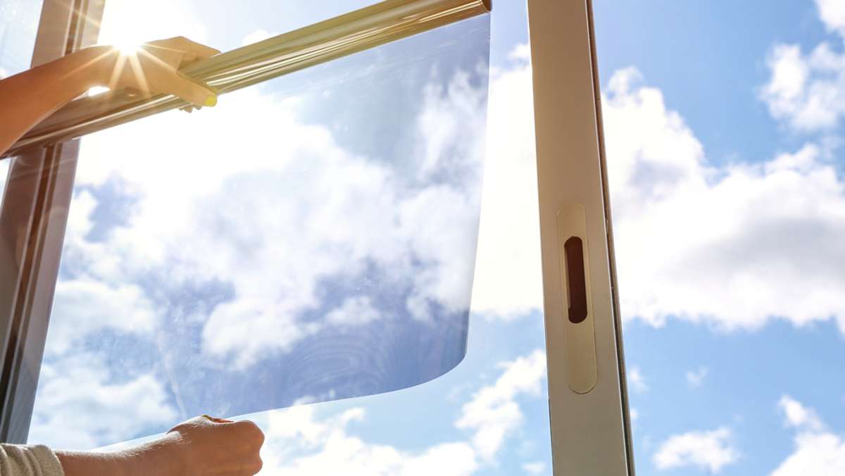 Fenster vor Hitze schützen: 5 Tipps gegen Sonne