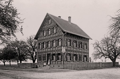 Das Gasthof „Zum Landhaus“ zum  Anfang des 20. Jahrhunderts an der heutigen Landhauskreuzung. Foto: z