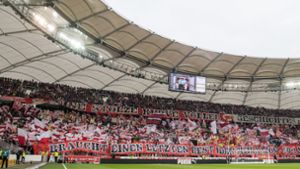 Die Fans des VfB Stuttgart hoffen gegen Hannover 96 auf einen Heimsieg. Foto: dpa