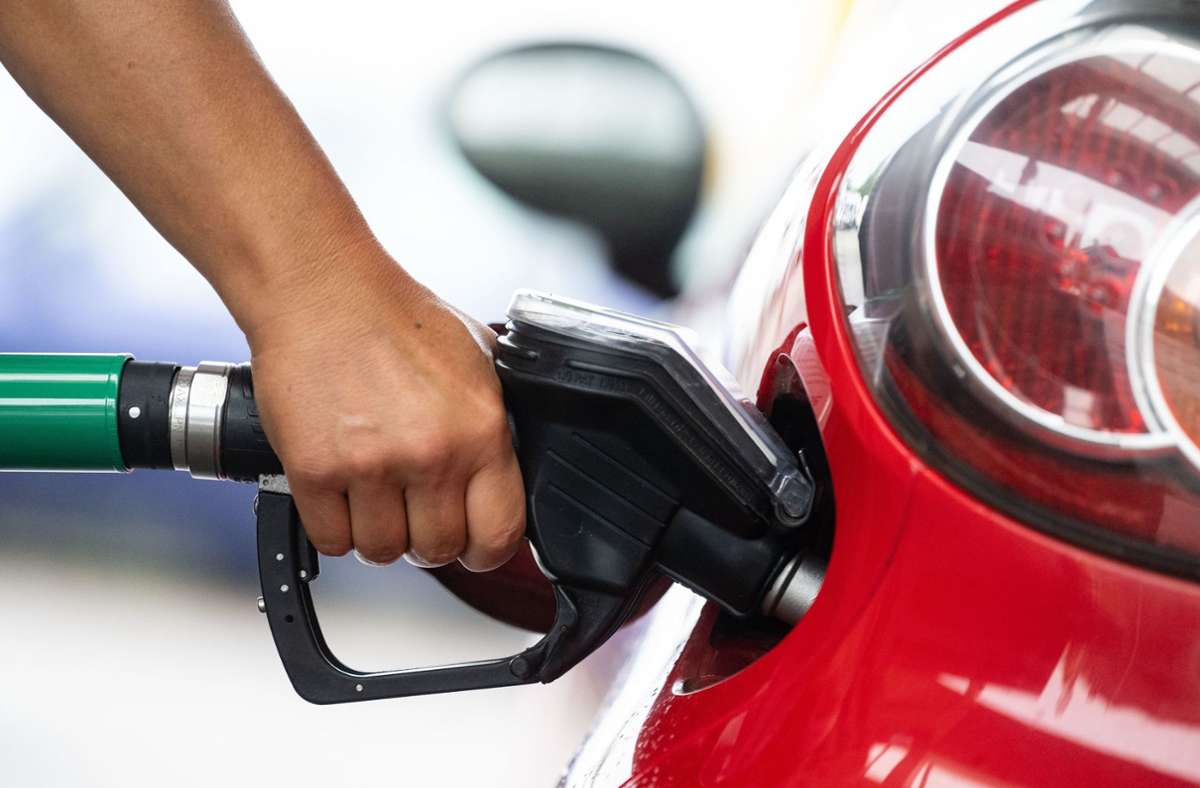 Super, E10 und Diesel: So viel kostet Sprit aktuell in Stuttgart