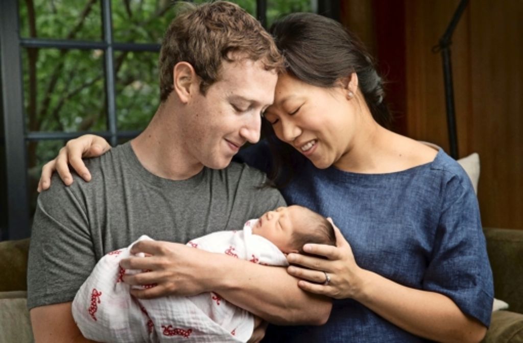 Bild einer   glücklichen Familien: Mark Zuckerberg, seine Frau Priscilla Chan und Tochter Max – natürlich via  Facebook . Foto: dpa/Facebook Foto:  