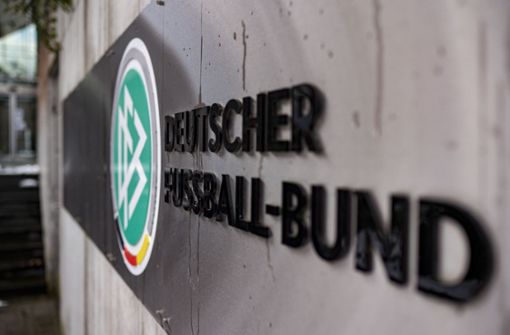 Hausdurchsuchung beim Deutschen Fußball-Bund (Archivbild) Foto: imago images/Christopher Neundorf