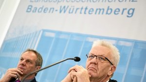 Mit Islamunterricht gegen Islamismus: Innenminister Gall, Ministerpräsident Kretschmann (l.) Foto: dpa