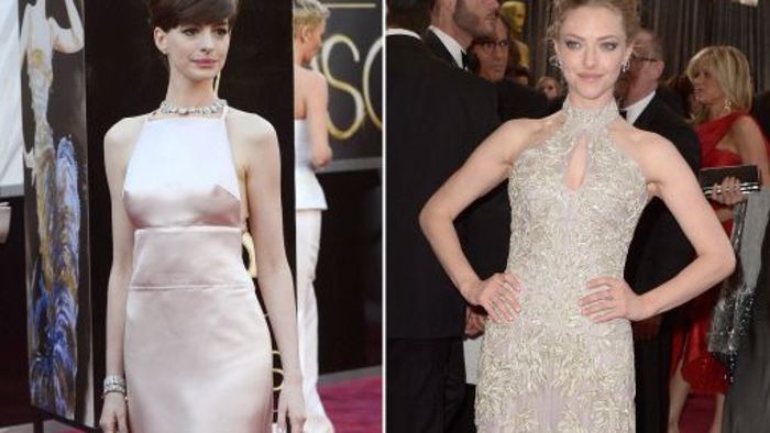 Anne Hathaway entschuldigt sich bei Valentino fürs falsche Kleid
