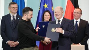 Scholz und Selenskyj unterzeichnen bilaterale Sicherheitsvereinbarung