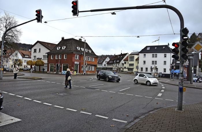 Autoverkehr in Hedelfingen: Geht’s ab 2025  am Hedelfinger Platz rund?